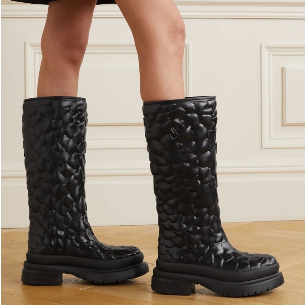 Valentino Atelier Black Rose Boots - Picture 7 of 8